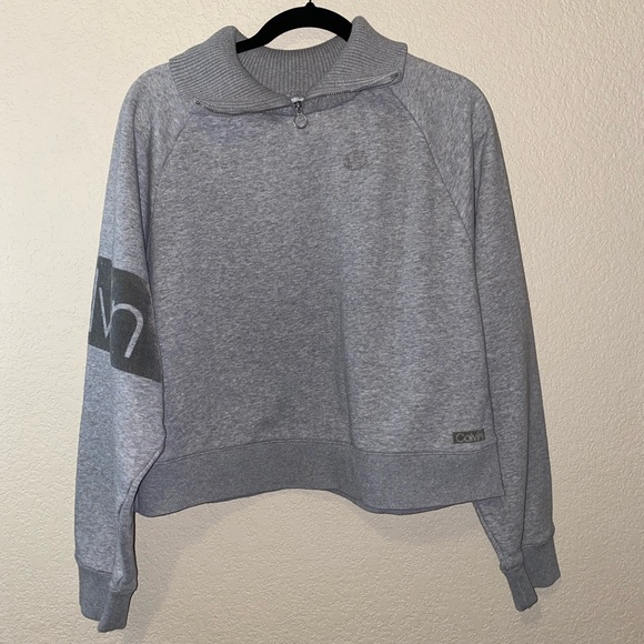 Calvin Klein Crops Grey Sweatshirt - Picture 1 of 7